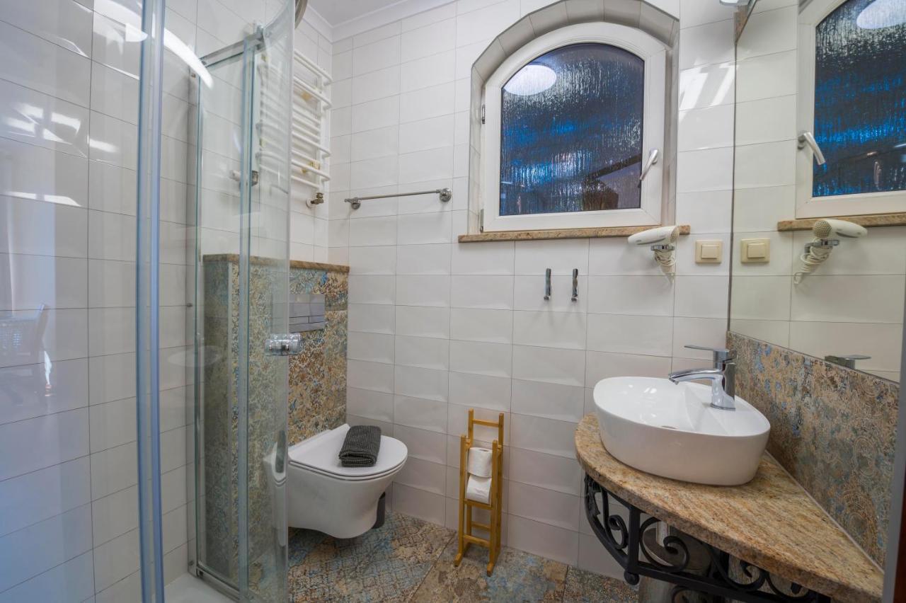 ليبا Villa Akacja المظهر الخارجي الصورة